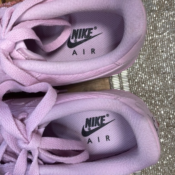 Swarovski Nike Pink corduroy Air Force 1’s with pink SWAROVSKI crystals - Picture 7 of 11